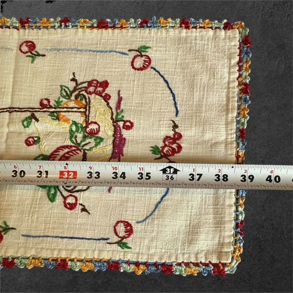 Vintage‎ Hand Embroidered Linen Table Runner Crochet Edge Cottagecore